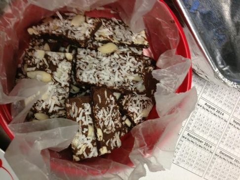 Almond Joy Bark (The Plan Friendly)