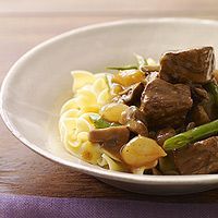 Beef with Mushrooms and Red Wine