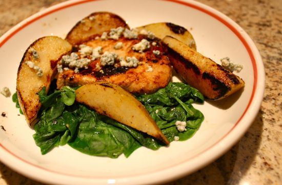 Tangy Grilled Pork w.Pears & Blue Cheese