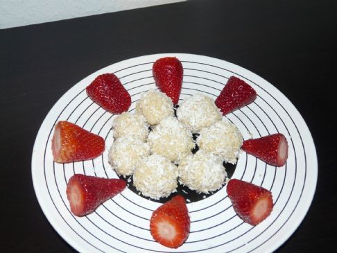 Coconut and almond cookies