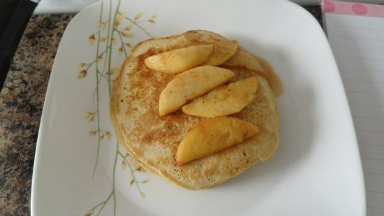 Apple Cinnamon Pancakes