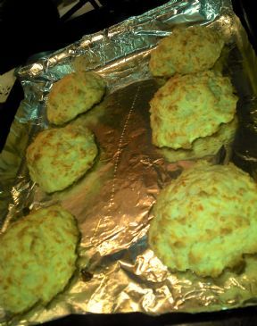 Cheesy garlic biscuits