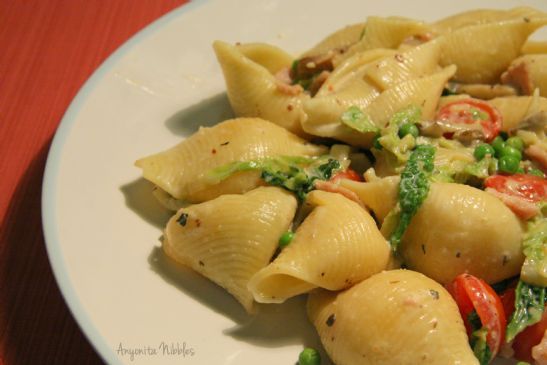 Grande Conchiglie Carbonara