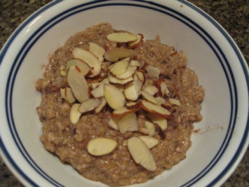 Slow Cooker Protein-Rich Almond Joy Oatmeal