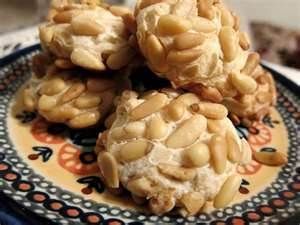 Italian Almond cookies (Traditional Pinoli Cookies)