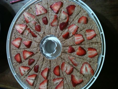 Rawmazing Raw Banana Strawberry Cracker