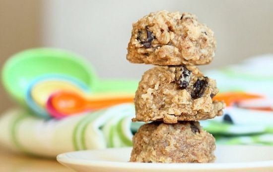 Oatmeal-Raisin Breakfast Cookies