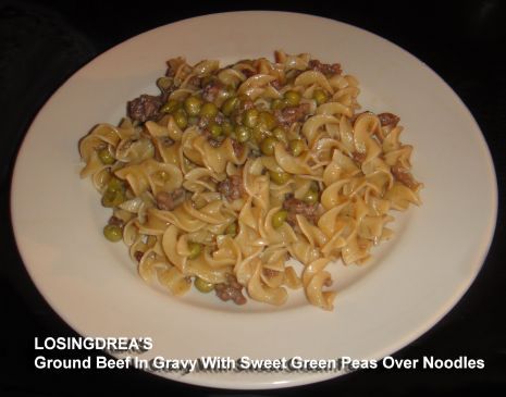 Ground Beef Noodles and Beef Gravy With Sweet Green Peas