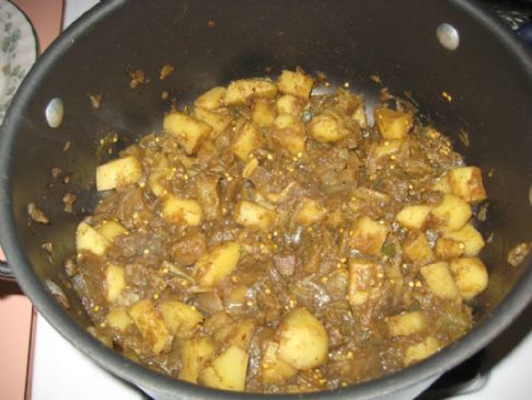 Spicy Curried Eggplant and Potato (Baingan Bharta)