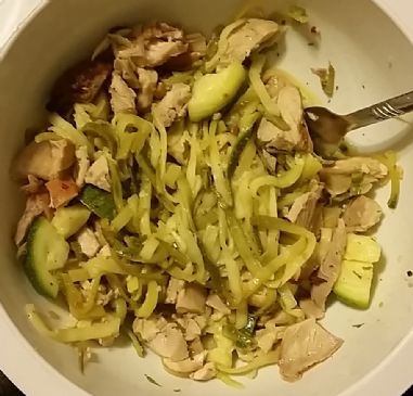 Zesty Lemon Zucchinni Spaghetti w/chicken