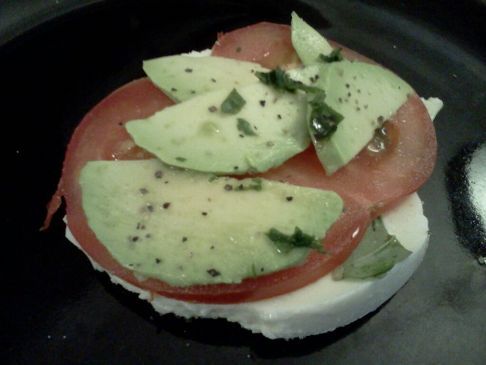 Caprese & Avacado Salad