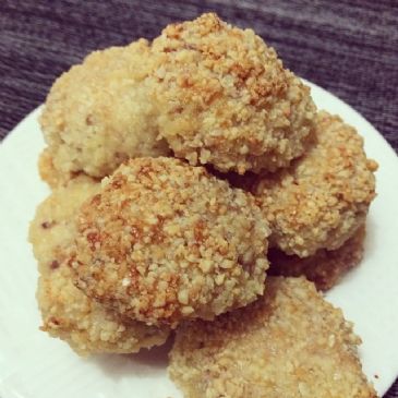 Almond Breaded Chicken Nuggets