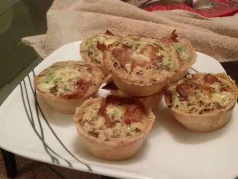 Paleo turkey bacon and broccoli quiche