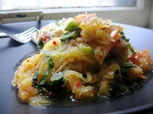 Garlic Spinach & Tomato Spaghetti Squash