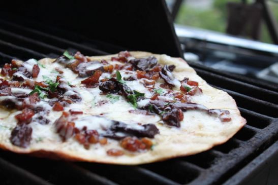 Garlic Flat Bread Pizza