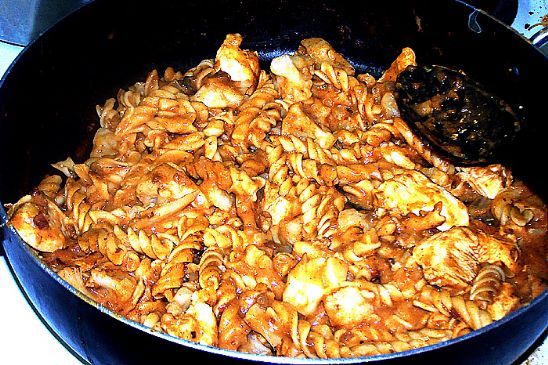 Creamy Cauliflower Chicken Chili Pasta