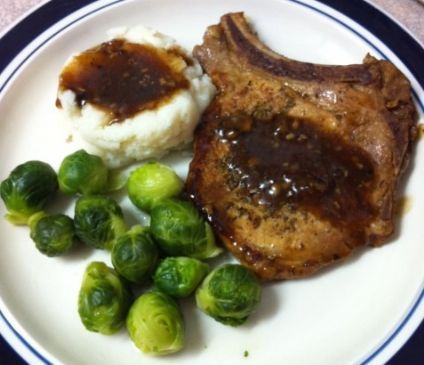 Skillet Pork Chops with Garlic and Rosemary