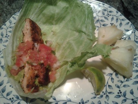 Healthy (but delicious) Salmon Lettuce Wraps