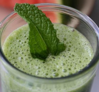 Glowing Green Smoothie