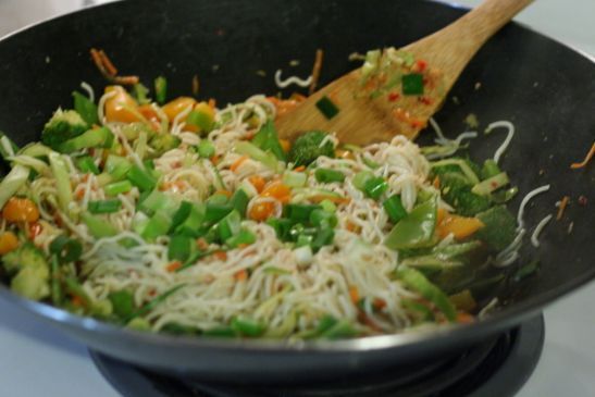 Shirataki Noodles with Sauteed Vegetables