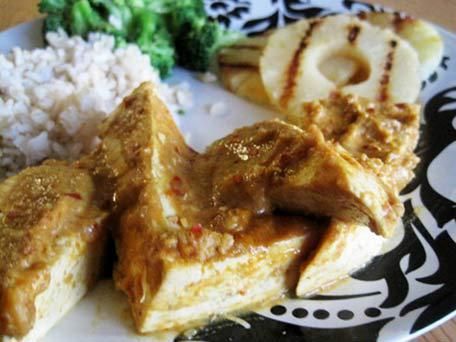 Tofu with Spicy Pinapple and Peanut Butter Sauce 