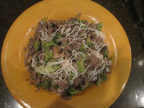 SHIRATAKE NOODLES BEEF AND BROCCOLI.. HEALTHY 