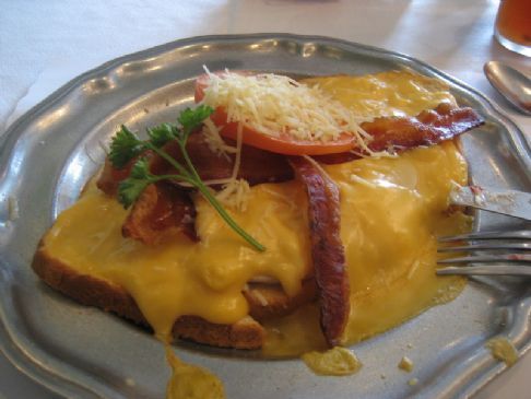 Kentucky Hot Brown