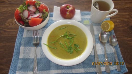 Split Pea Soup with Pork Bone