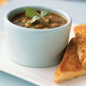 SPICY CAJUN BEAN SOUP