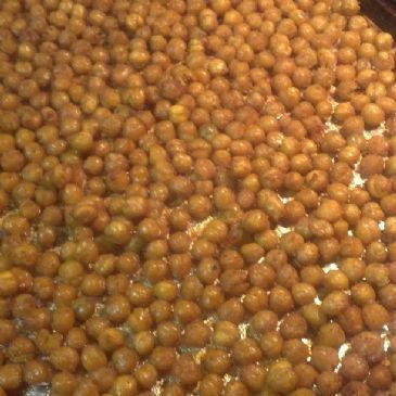 Roasted Seasoned Chickpeas