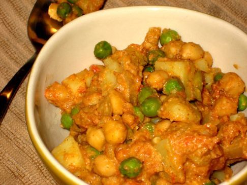 Spicy Vegan Potato Curry