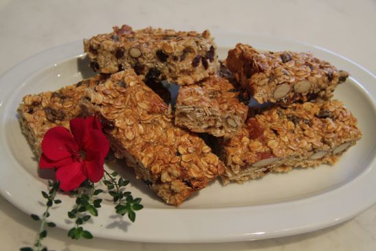 Healthy Heart Oatmeal & fruit bars.