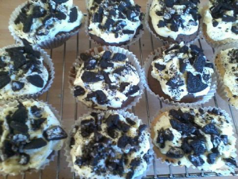 Chocolate Cookies N Cream Cupcakes