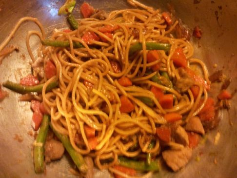 Pork Lo Mein (carrots & g.beans) Half Recipe