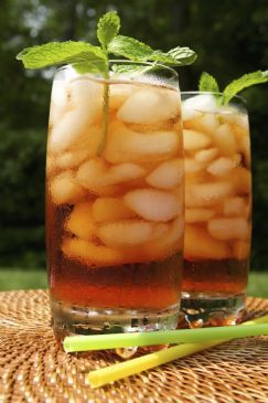 ICED TEA WITH MINT