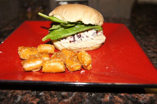 Cranberry Tuna Sandwich 