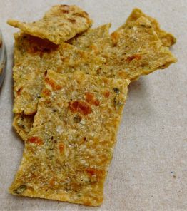 CAULIFLOWER CRACKERS 