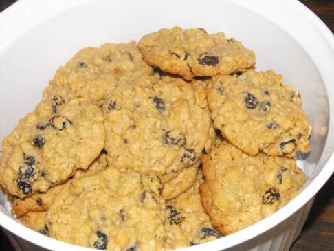 Oatmeal Raisin Cookies