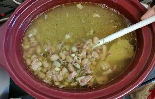 Slow Cooker Bean with Ham soup