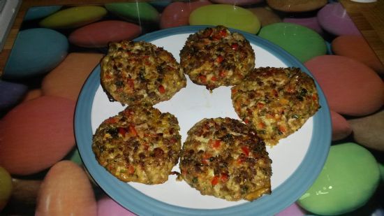 Starch-free Veggie Burgers (Net carbs each = 6.5)