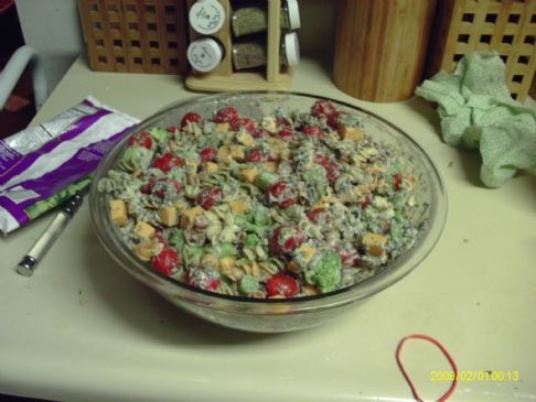 Mom's World Famous Pasta Salad