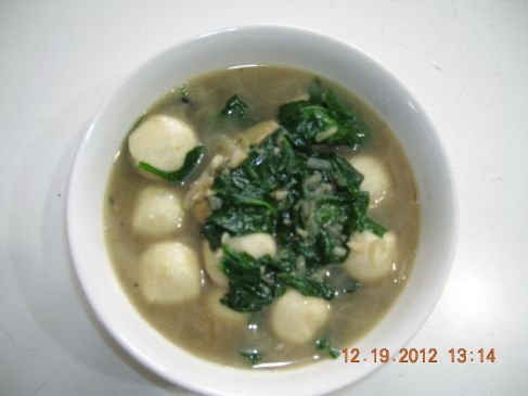 Baby Spinach Soup with Fish Balls