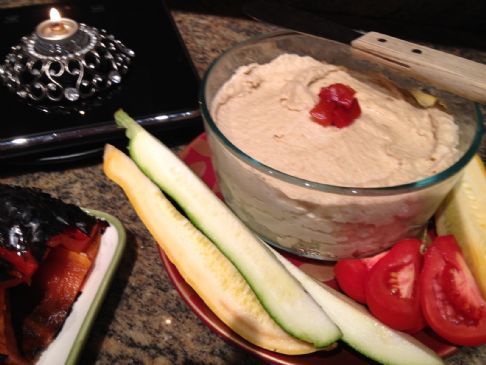 Low Fat Hummus with Roasted Red Pepper | AngelaSphere