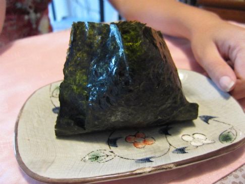 Onigiri - cream cheese and avocado