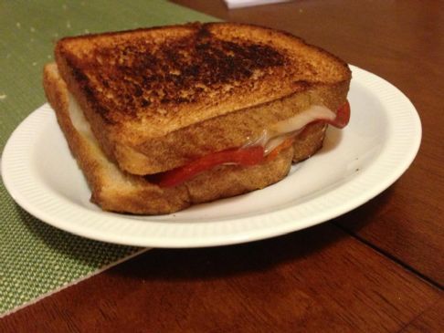 pepperoni grilled cheese sandwich