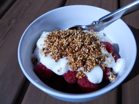 Jillian Michael's Quinoa Crunch Yogurt Topping (135 cals per 2 Tbsp) 