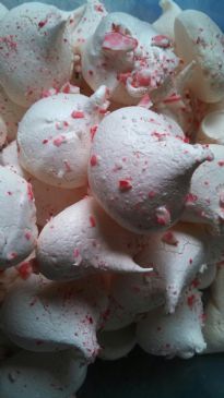 Candy Cane Meringues