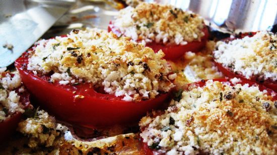 Grilled Tomatoes with Panko Bread Crumbs and Cheese
