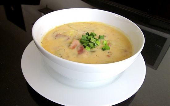 Cheesy Ham and Potato Soup