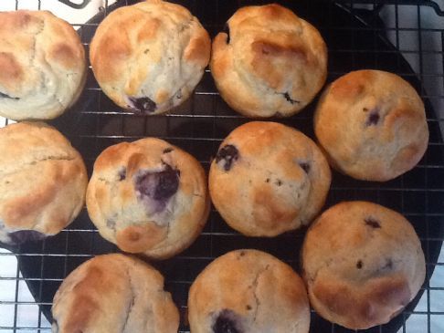 Blueberry Bisquick Yogurt Muffins